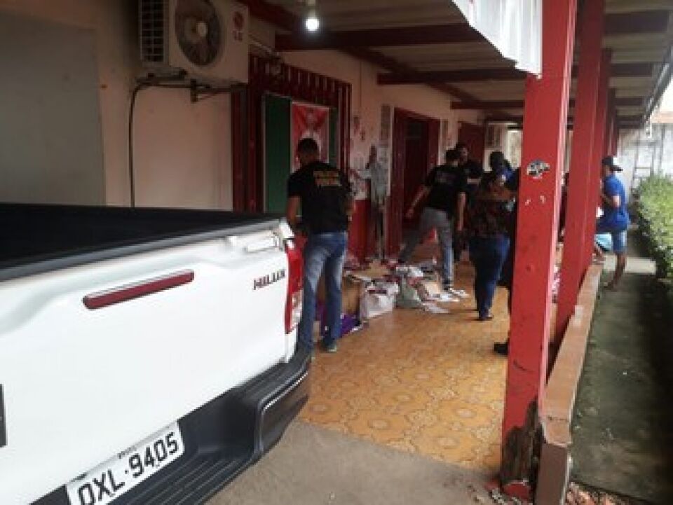 Material de campanha é apreendido em diretório do PT na capital