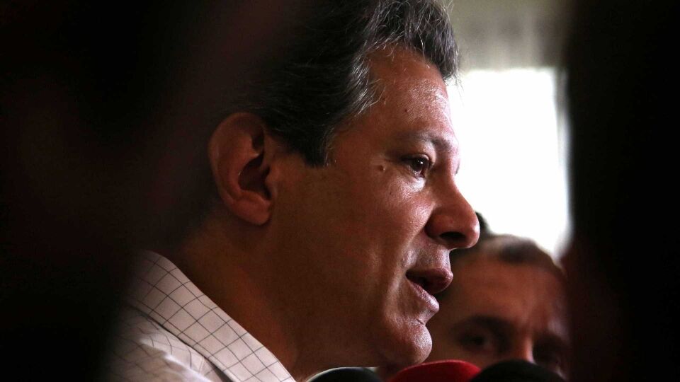 Haddad grava vídeo desafiando Bolsonaro a participar de debates