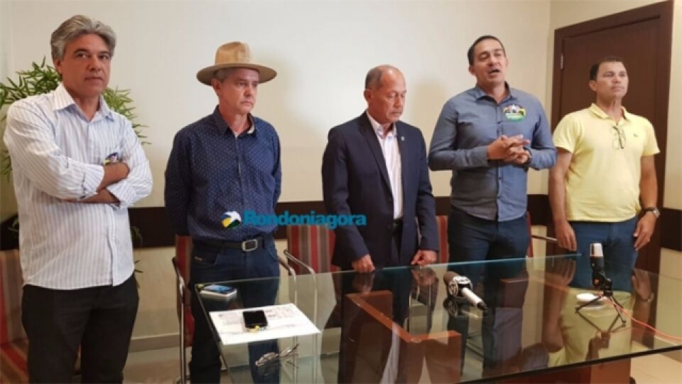 Líderes do PSL anunciam coordenação de Bolsonaro no Estado e negam apoio do MDB a Marcos Rocha