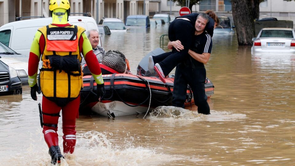 Pior inundação desde 1891 deixa ao menos 13 mortos no sul da França