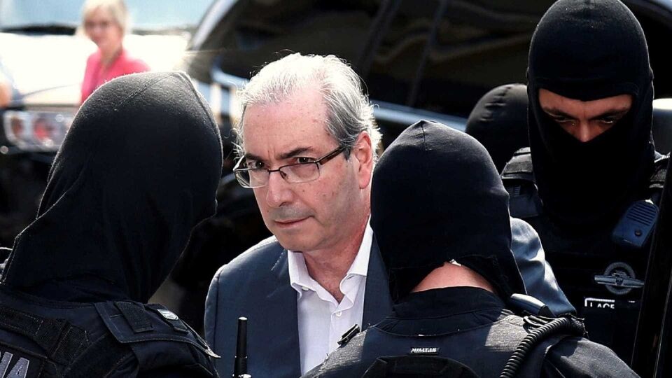 Refeições de Cunha na prisão não poderão custar mais que R$ 14,43