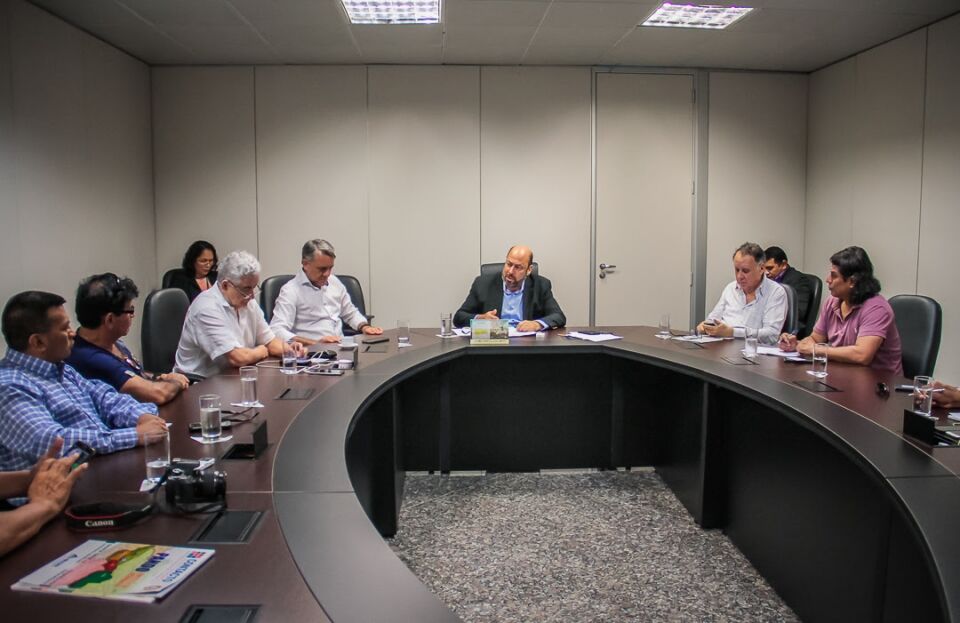 Empresários bolivianos visitam Porto de Porto Velho