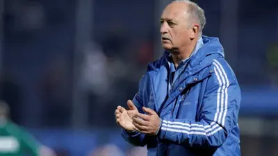 Lista de nove pendurados preocupa Felipão no Palmeiras contra o Ceará