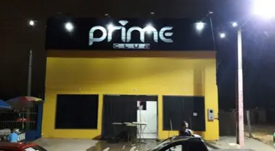 Jovem sofre tentativa de homicídio em frente a boate na capital