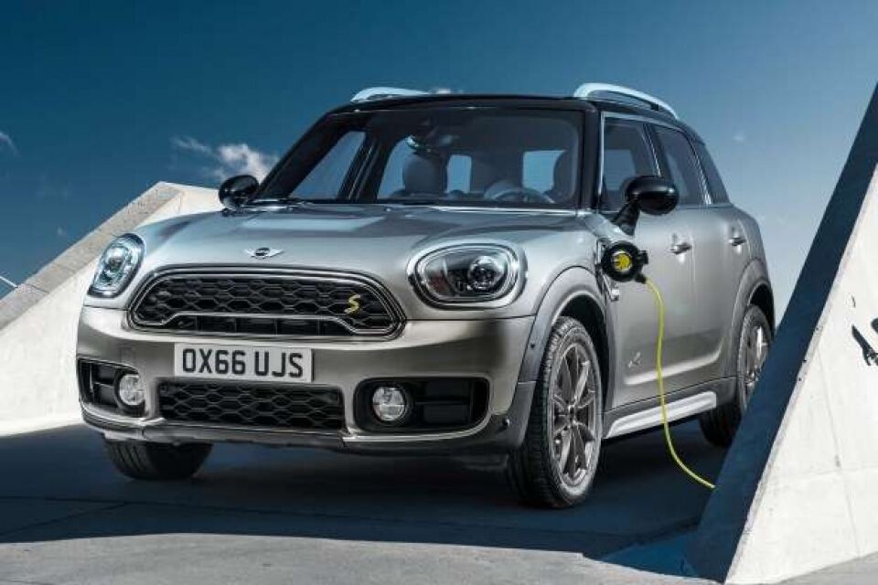 SUV híbrido da Mini será lançado no Brasil durante Salão