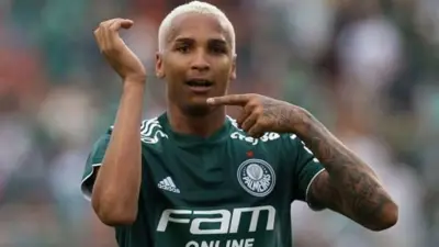 Palmeiras desiste de tentar 'corrigir' Deyverson e pensa em negociá-lo na primeira oportunidade