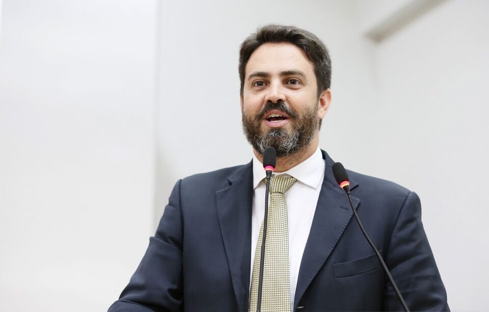 Eleito deputado federal, Léo Moraes retorna aos mesmos lugares para agradecer o apoio e reconhecimento