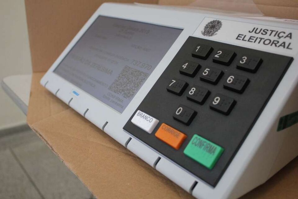 TSE: 912 urnas substituídas no País e 17 pessoas presas