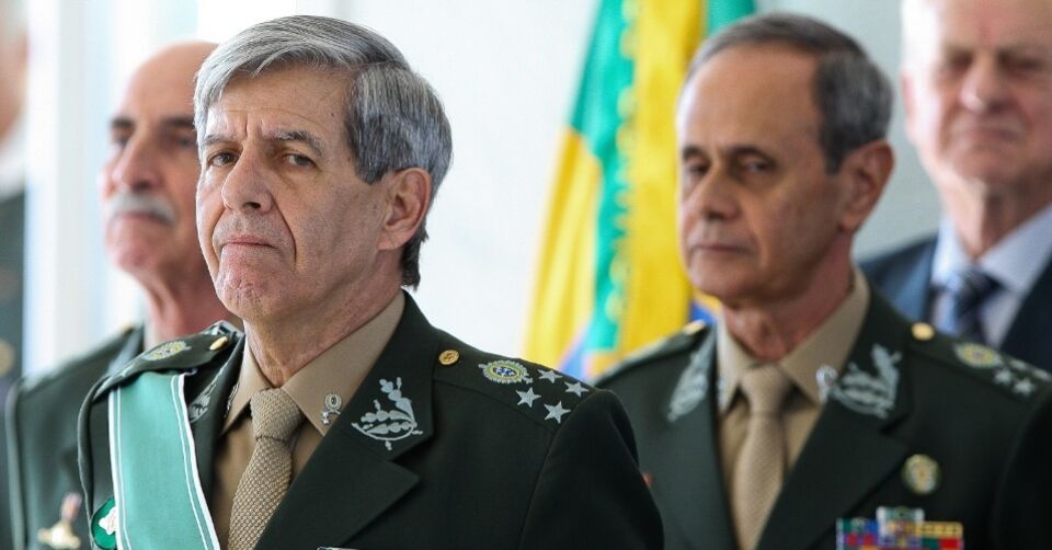 General Heleno: Inteligência descobriu plano de atentado contra Bolsonaro