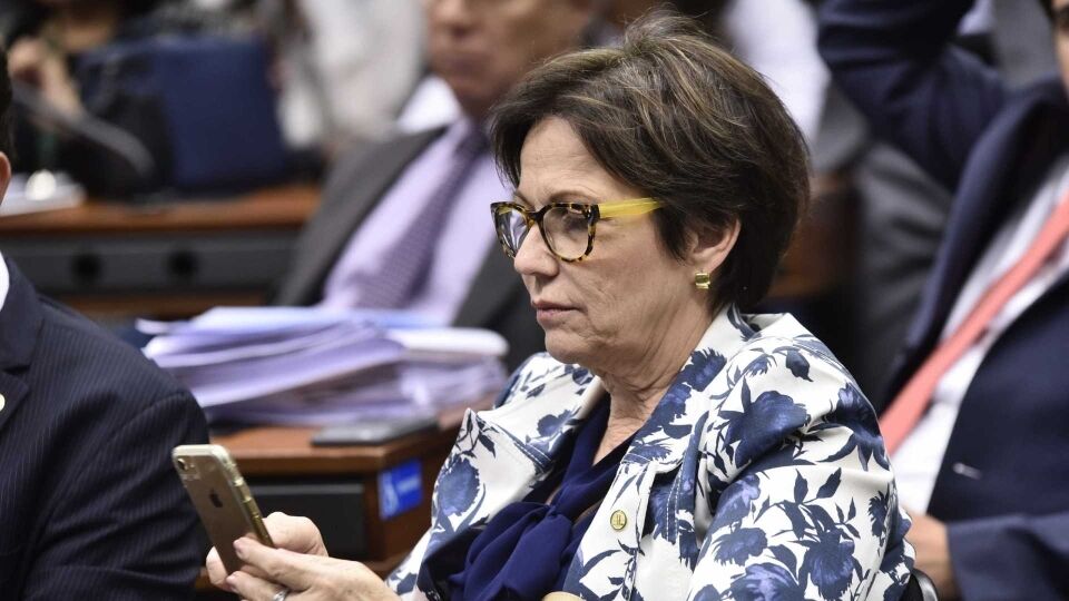 Bolsonaro escolhe deputada Tereza Cristina para Agricultura
