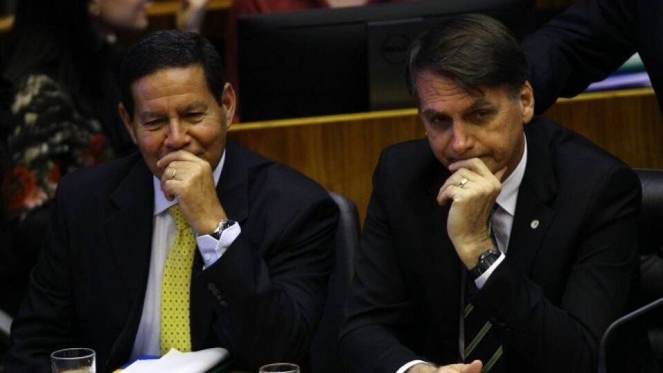 Bolsonaro critica proposta que aumenta salários do Judiciário