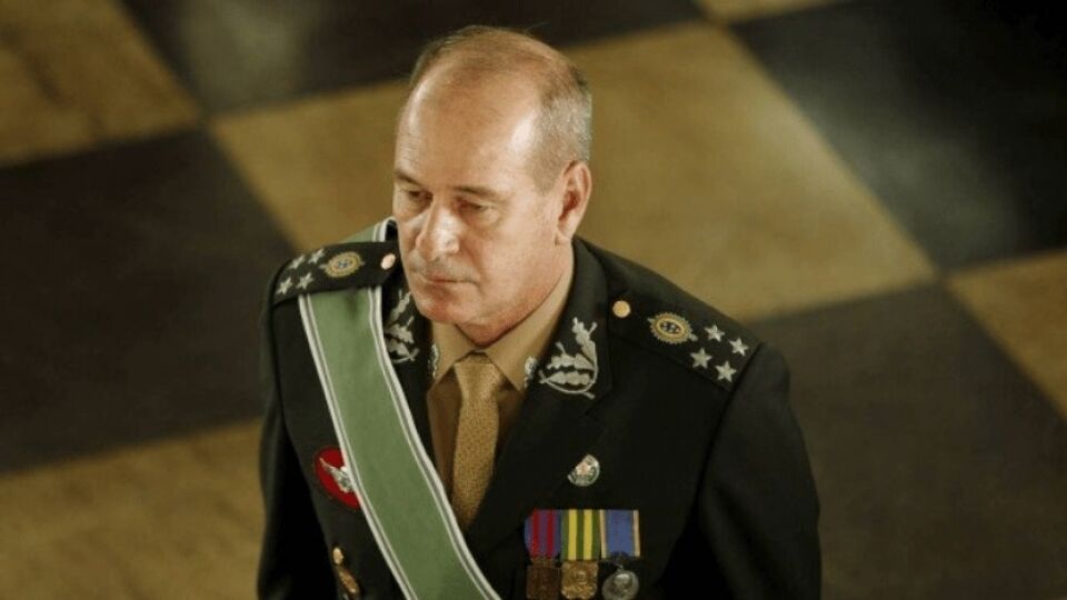 Bolsonaro anuncia o novo ministro da Defesa