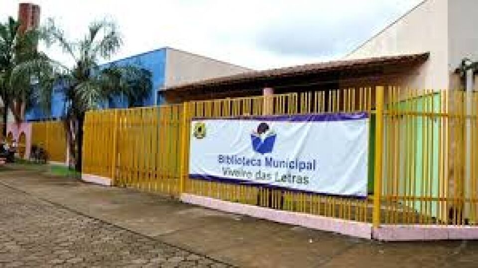Semed realiza sarau para anunciar programação do festival de literatura