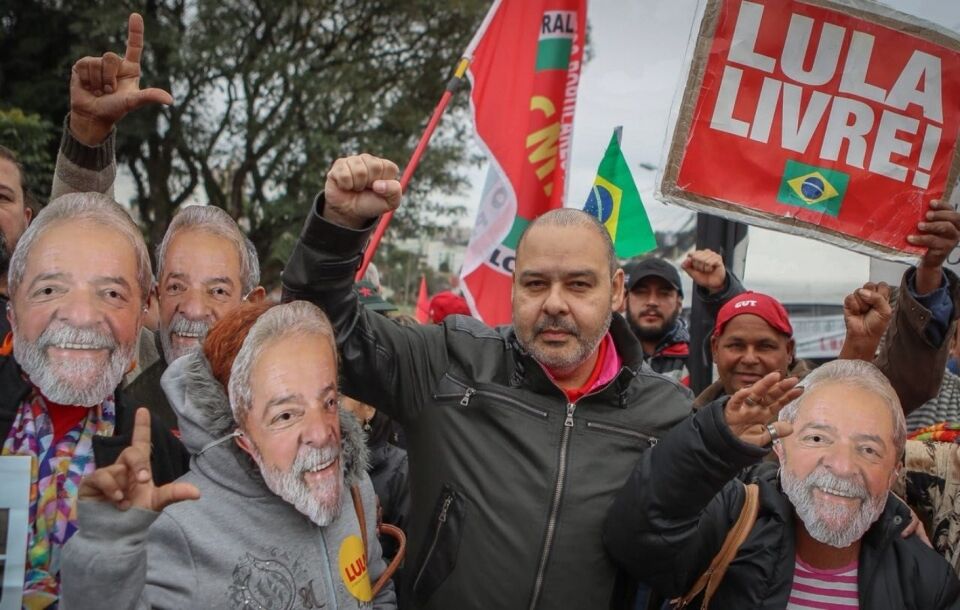 “Não reconhecemos Bolsonaro como presidente”, diz presidente da CUT