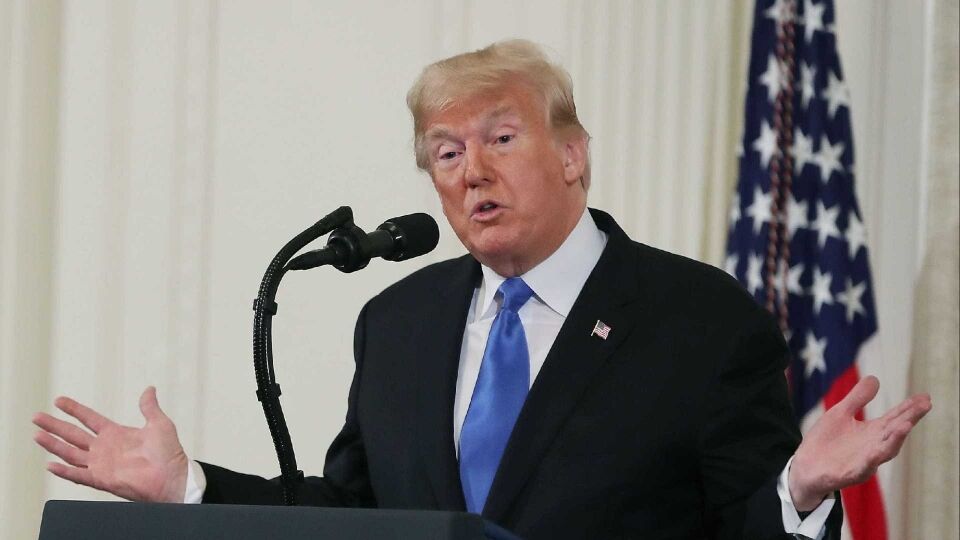 Trump ameaça fechar todas as fronteiras com o México e usar força letal