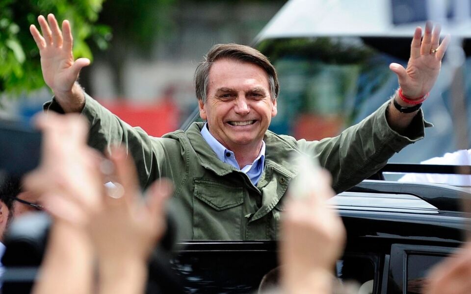 Bolsonaro afirma não se sentir pressionado pelos evangélicos