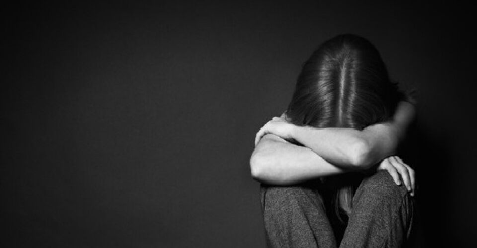 DPCA prende pai que tirou a virgindade de filha na capital