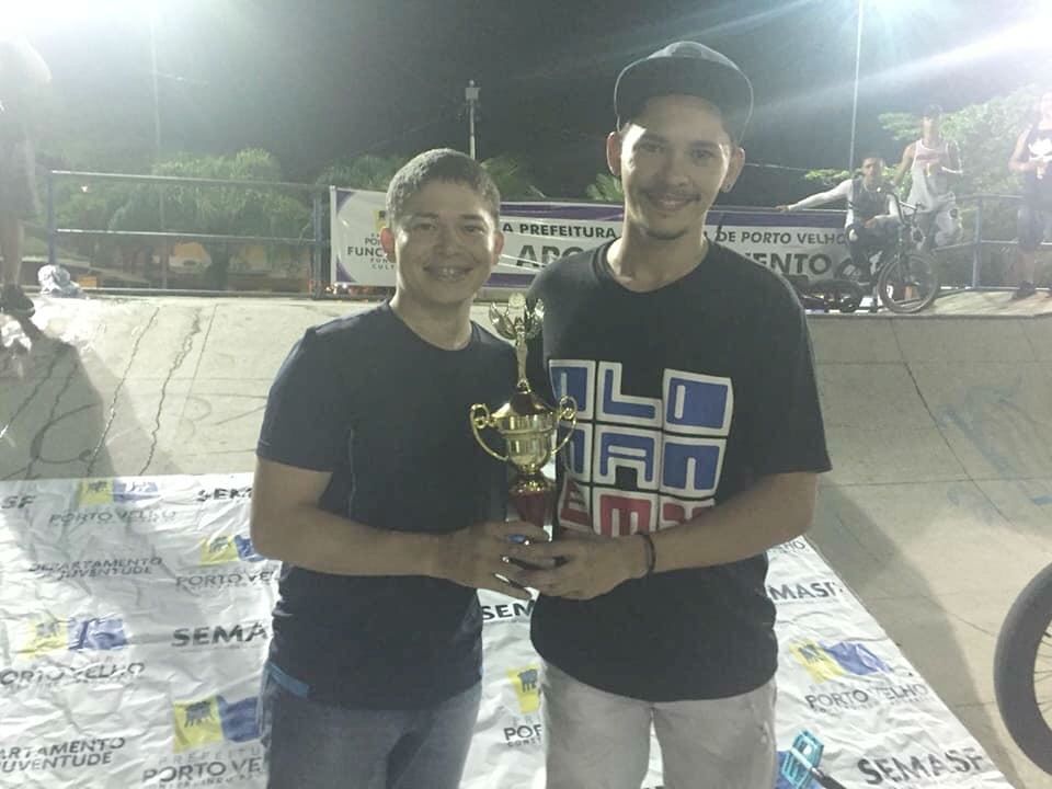 ESPORTE - Atletas e populares prestigiam campeonato de BMX realizado pelo DPPJ