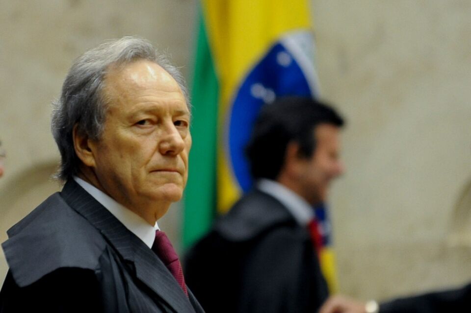 Lewandowski ameaça prender jovem que disse que o STF é uma vergonha; veja vídeo