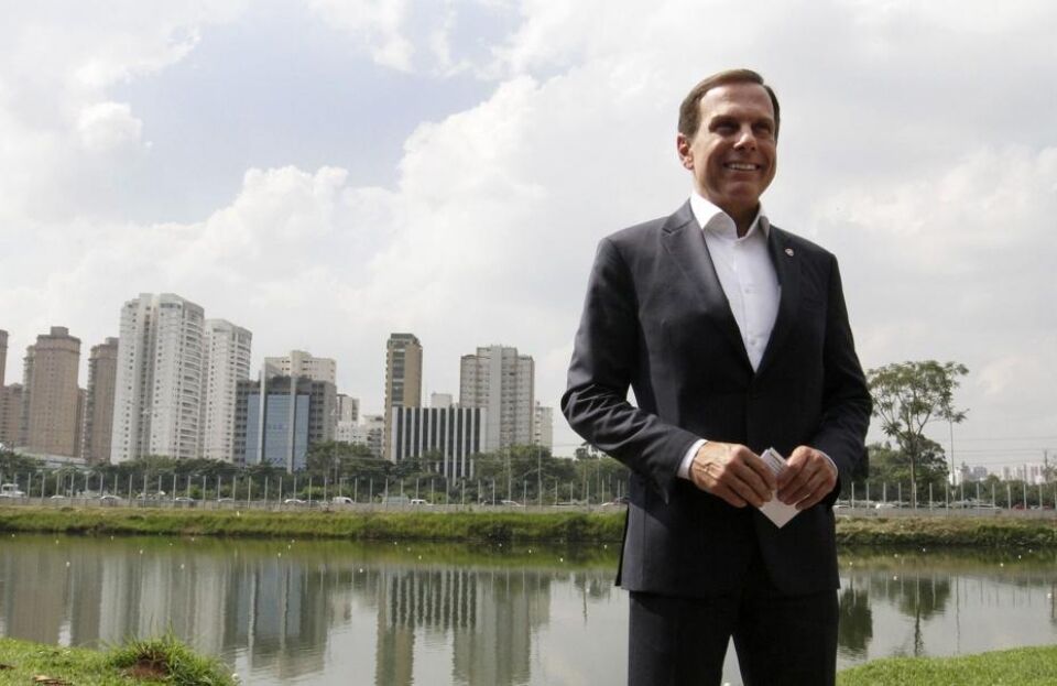 Doria usa brecha para derrubar vetos de Márcio França a concessões