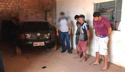 Supostos integrantes de quadrilha especializada em roubos são presos