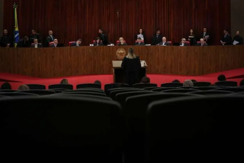 Bolsonaro e Mourão são diplomados pelo TSE; assista agora ao vivo