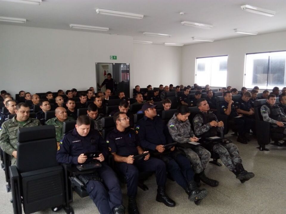 Policiais Militares do 2º Batalhão recebem capacitação para o uso do Mobile PMRO