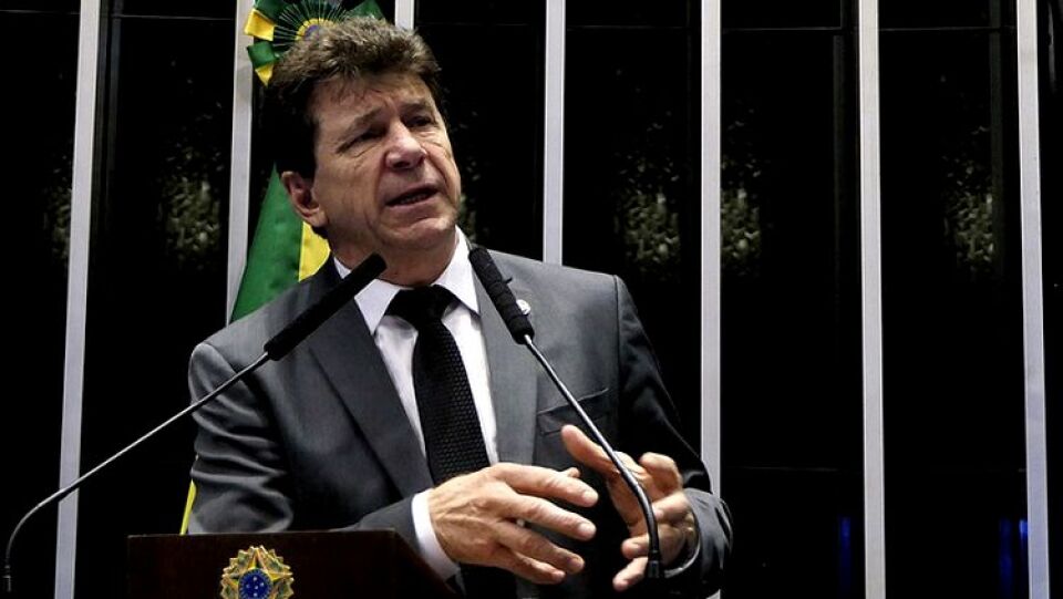 AGRADECIMENTOS: Ivo Cassol faz balanço do mandato e se despede do Senado