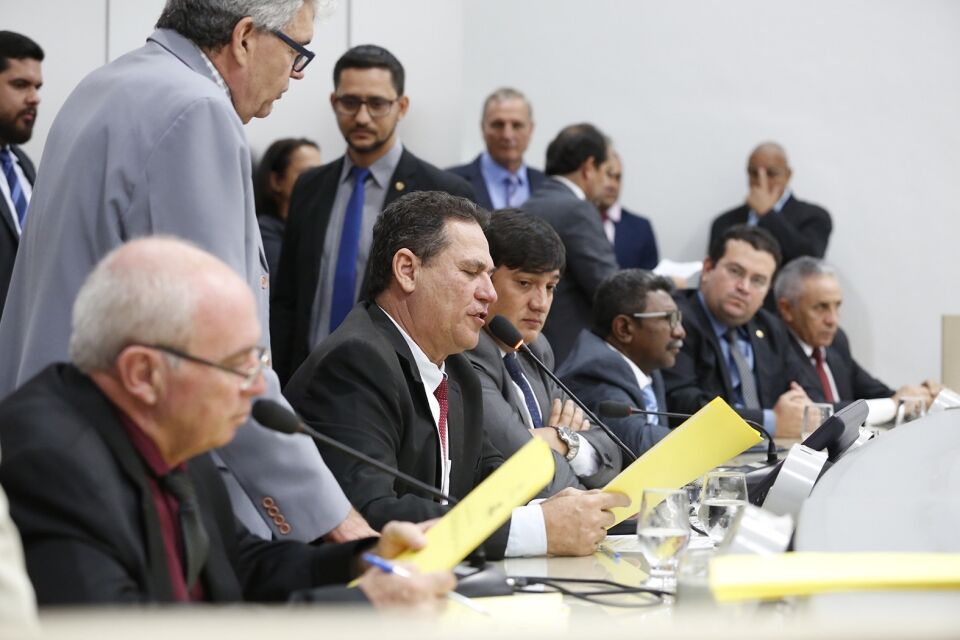 Aprovado projeto de Maurão de Carvalho que autoriza Governo a criar o Instituto de Terras