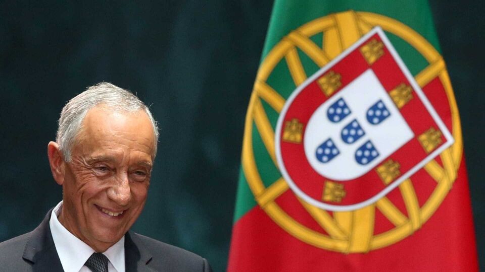 Marcelo promulga Orçamento do Estado, mas com chamada de atenção