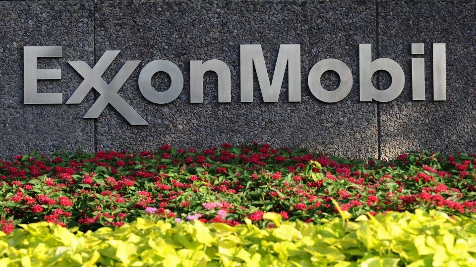 Governo moçambicano vai rever plano de exploração da Eni e da ExxonMobil
