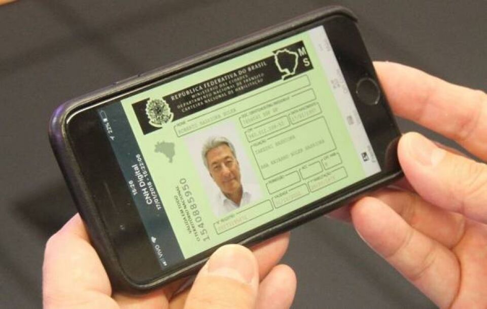 CNH digital pode ser gerada através do celular sem ir ao Detran