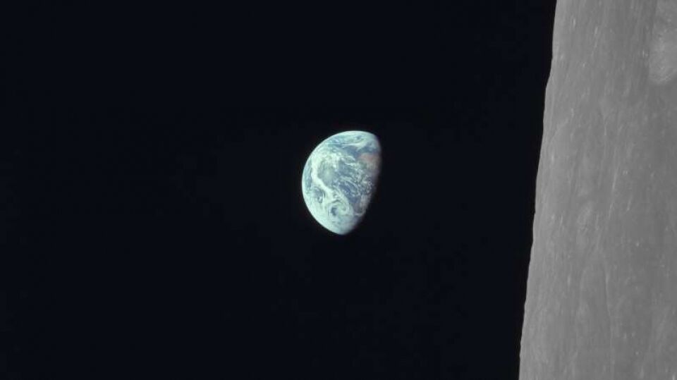 A icônica foto “Nascer da Terra”, feita pela Apollo 8, continua a impressionar mesmo após 50 anos