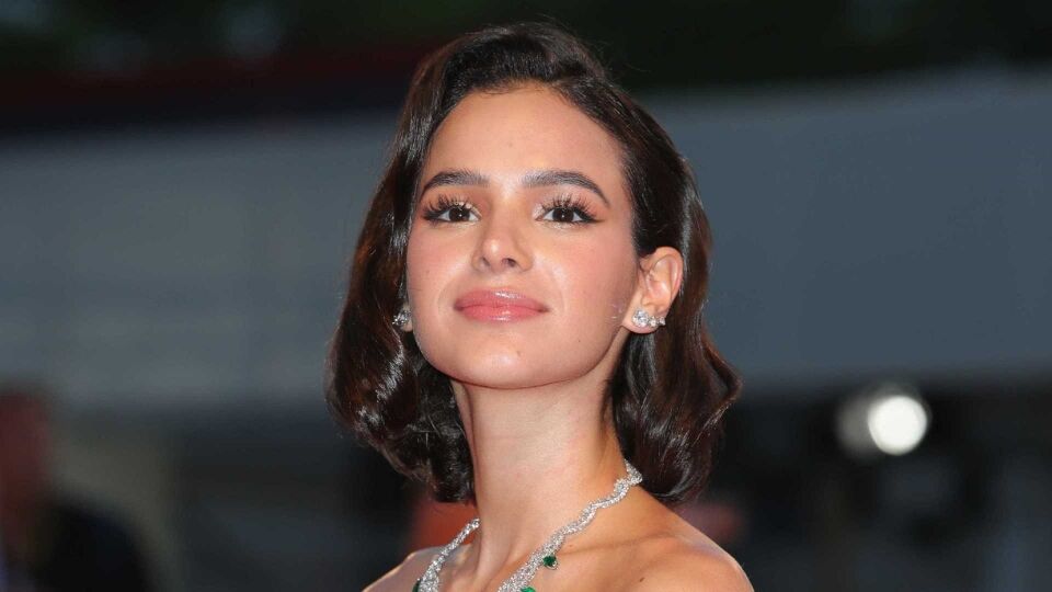 'Ainda acreditam nesse conto de fadas', diz Marquezine sobre Neymar