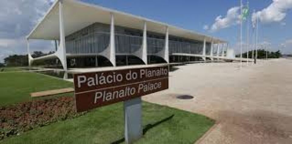A poucos dias da posse de Bolsonaro, Planalto passa por limpeza e reparos