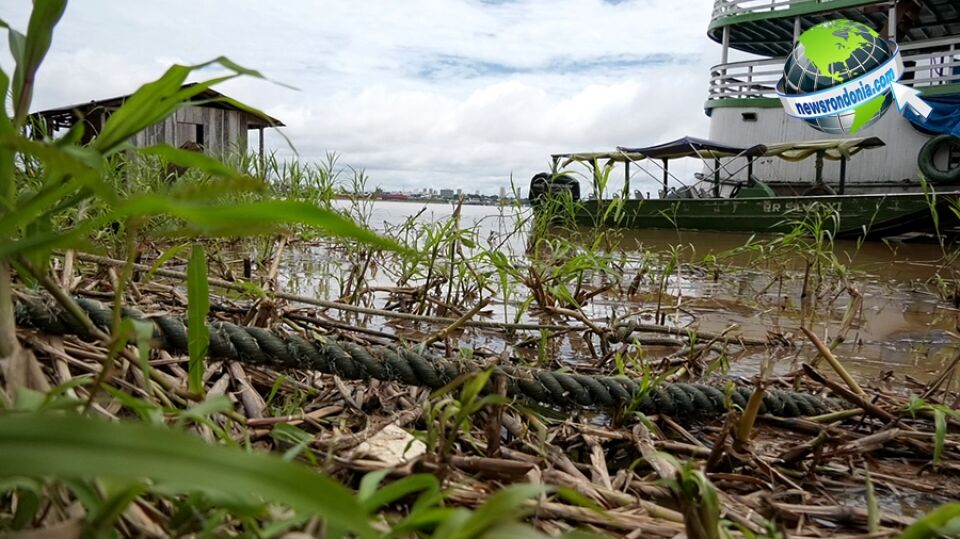 COM NÍVEL DO RIO MADEIRA EM 14 METROS, DEFESA CIVIL ESTUDA DECRETAR SITUAÇÃO DE ALERTA