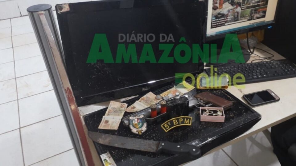 Polícia prende suspeitos após assalto a residência na Leste
