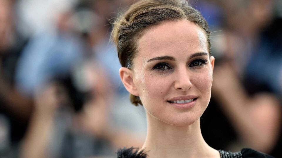 Natalie Portman diz que se sentiu sexualizada aos 13 anos