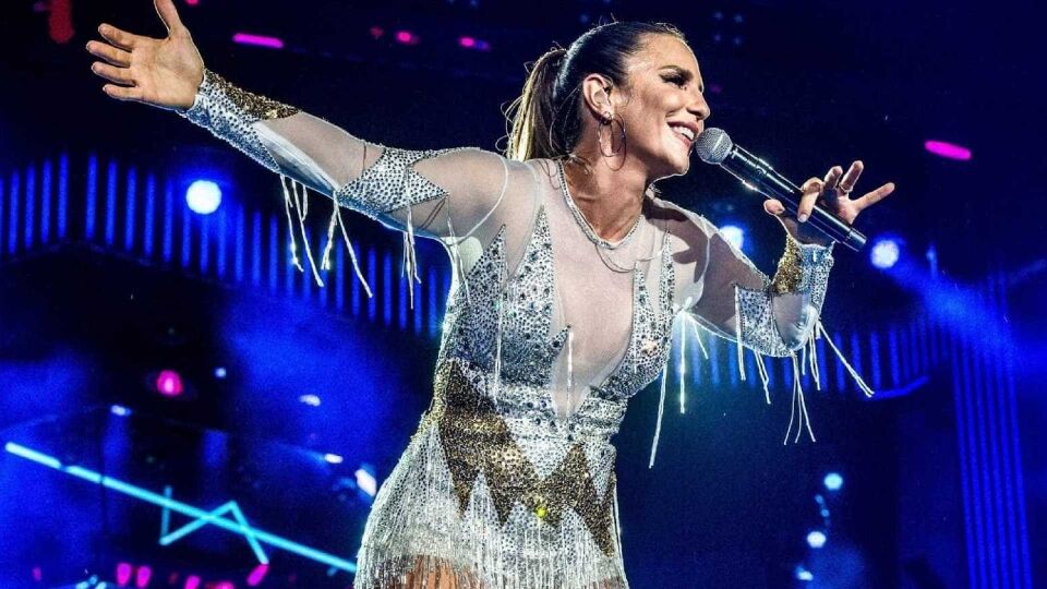 Show da Virada da Globo tem Ivete com rodo na mão e retorno de Simaria