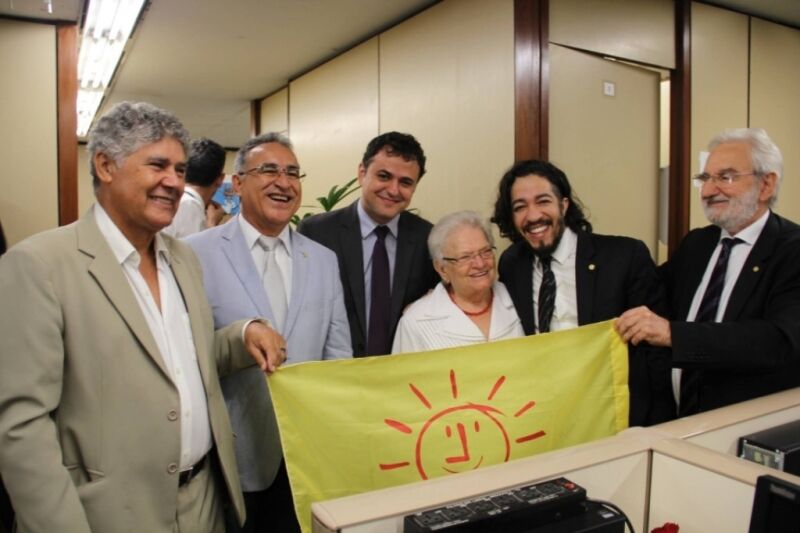 PSOL vai tentar derrubar decreto da posse de armas de Bolsonaro