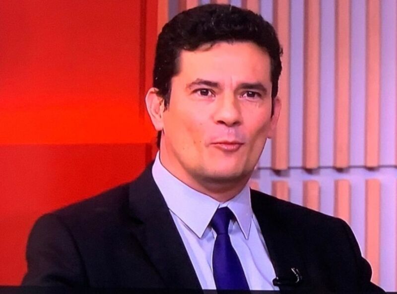 Moro diz não haver ‘plano concreto’ para flexibilizar porte de armas