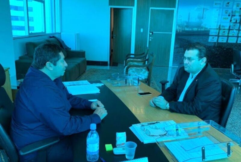 Ezequiel Júnior cobra recuperação de vicinais e tapa-buracos na região de Machadinho Ezequiel Júnior cobra recuperação de vicinais e tapa-buracos na região de Machadinho D’Oesteo D’Oeste