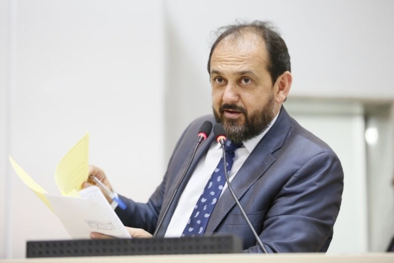 Laerte Gomes intercede e garante pagamento de emenda de mais de R$ 2 milhões para asfaltamento de Alvorada do Oeste