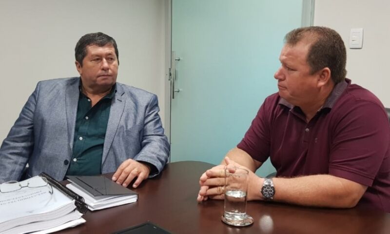 Dr. Neidson solicita medidas de recuperação em avenida de Guajará-Mirim e na RO 420 em Nova Mamoré