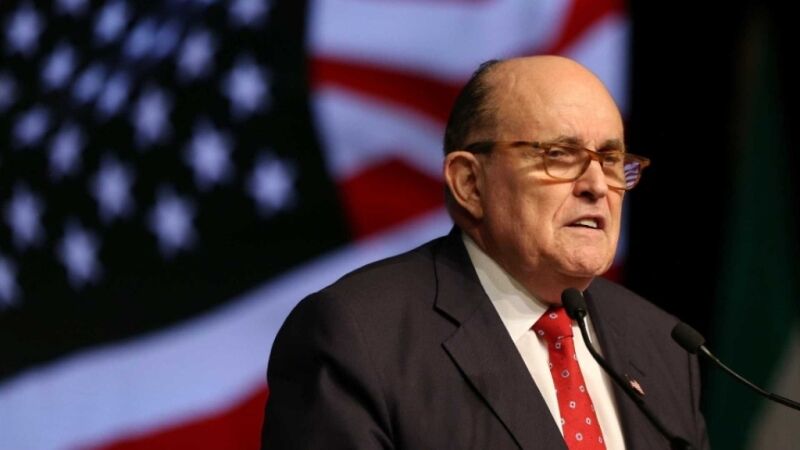 Advogado de Trump: 'Nunca disse que não houve conspiração' com a Rússia