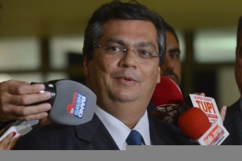 “Após escândalo do clã, Moro deve estar pensando em voltar para casa”, diz Flávio Dino