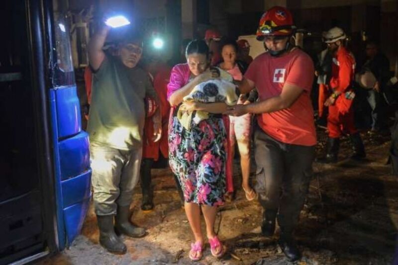 Tornado em Cuba deixa três mortos e 172 feridos