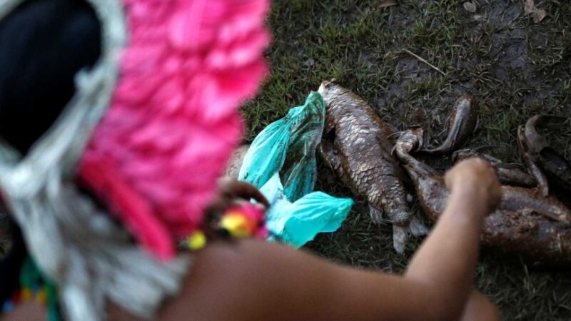 Saúde de MG emite alerta sobre riscos à saúde por contato com rejeito