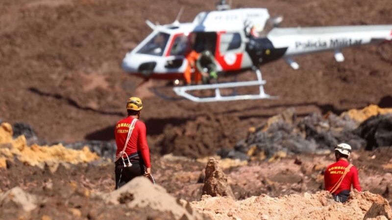 No 7º dia após desastre, esperança diminui e número de vítimas aumenta