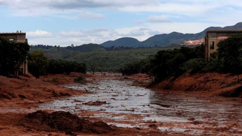 As histórias por trás de um resgate de helicóptero em Brumadinho